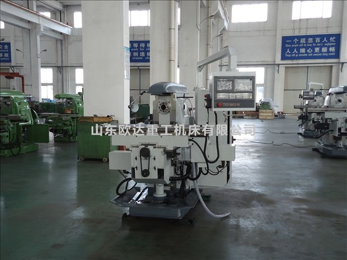 XK6032数控铣床